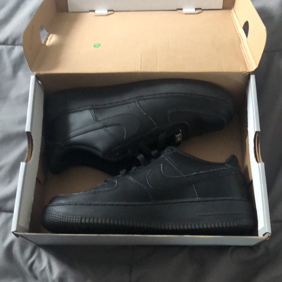 Nike AirForce 1s - Picture 4 of 4